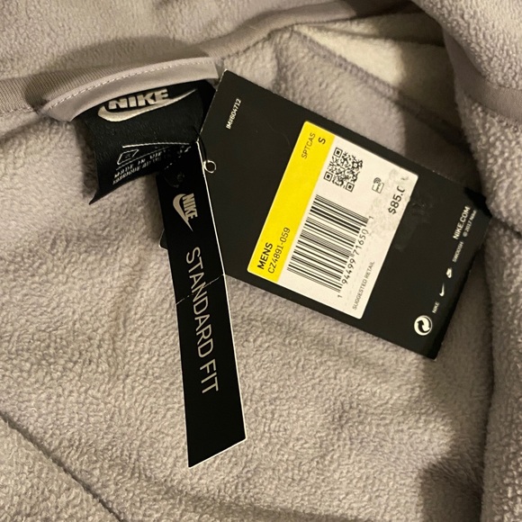 Nike Jacket - Picture 4 of 7